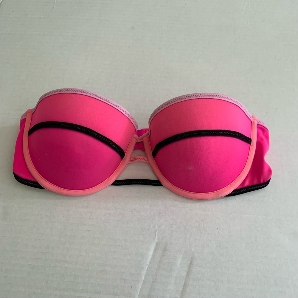 Victoria's Secret The Flirt Bandeau Pink Bikini Top Size 34C